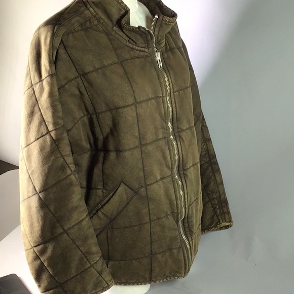 Free People Jackets & Blazers - FreePeople Quilted Dolman Army green jacket Sz M